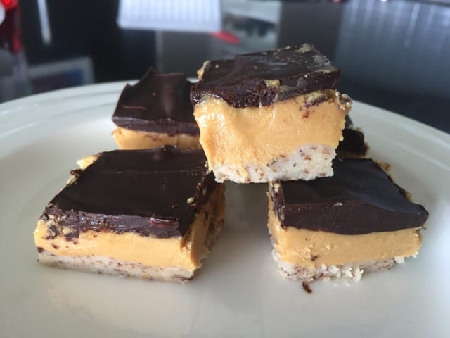 Awesome Low Carb Chocolate Peanut Butter Slice